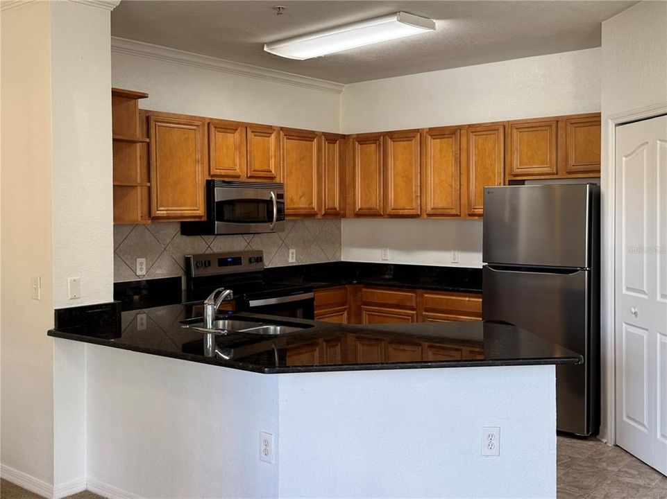 For Sale: $323,500 (4 beds, 3 baths, 1868 Square Feet)