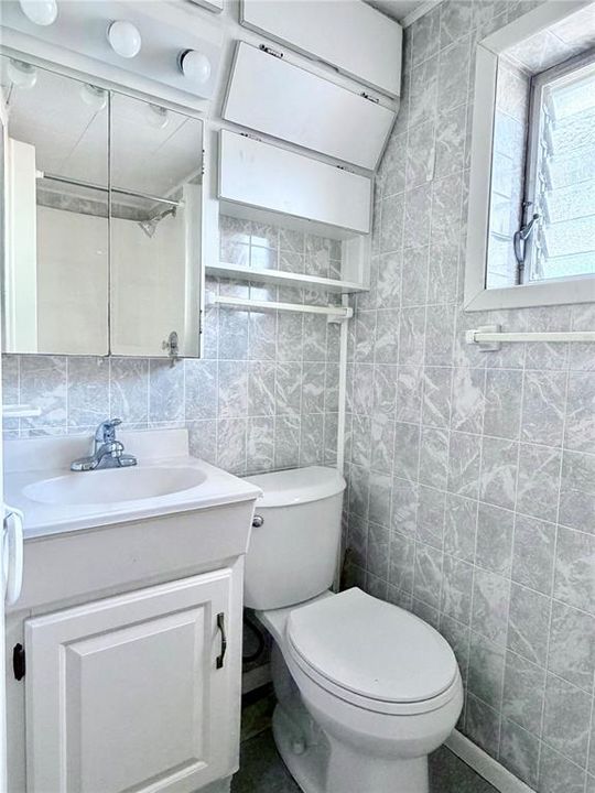 En Venta: $445,000 (3 camas, 2 baños, 1008 Pies cuadrados)