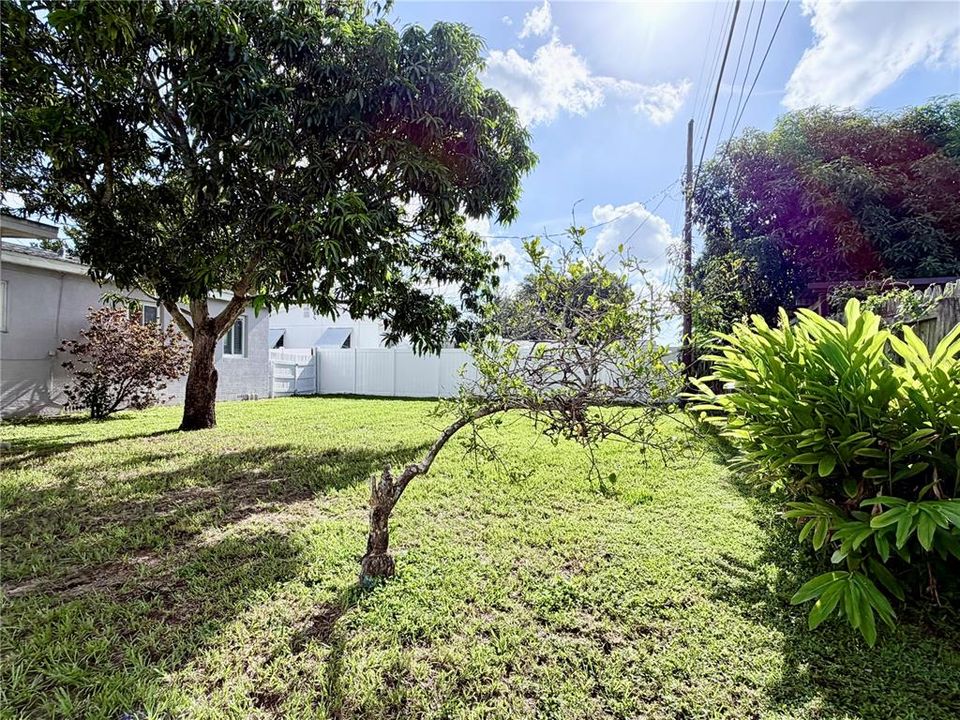 En Venta: $445,000 (3 camas, 2 baños, 1008 Pies cuadrados)