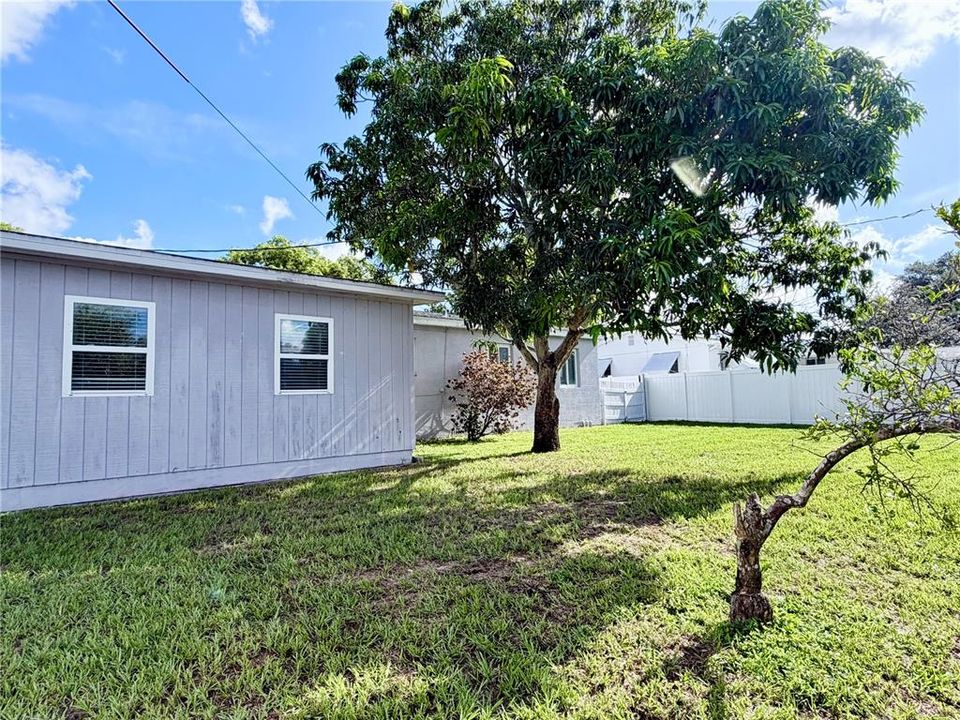 En Venta: $445,000 (3 camas, 2 baños, 1008 Pies cuadrados)