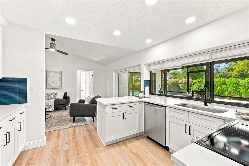 For Sale: $649,999 (3 beds, 2 baths, 1794 Square Feet)