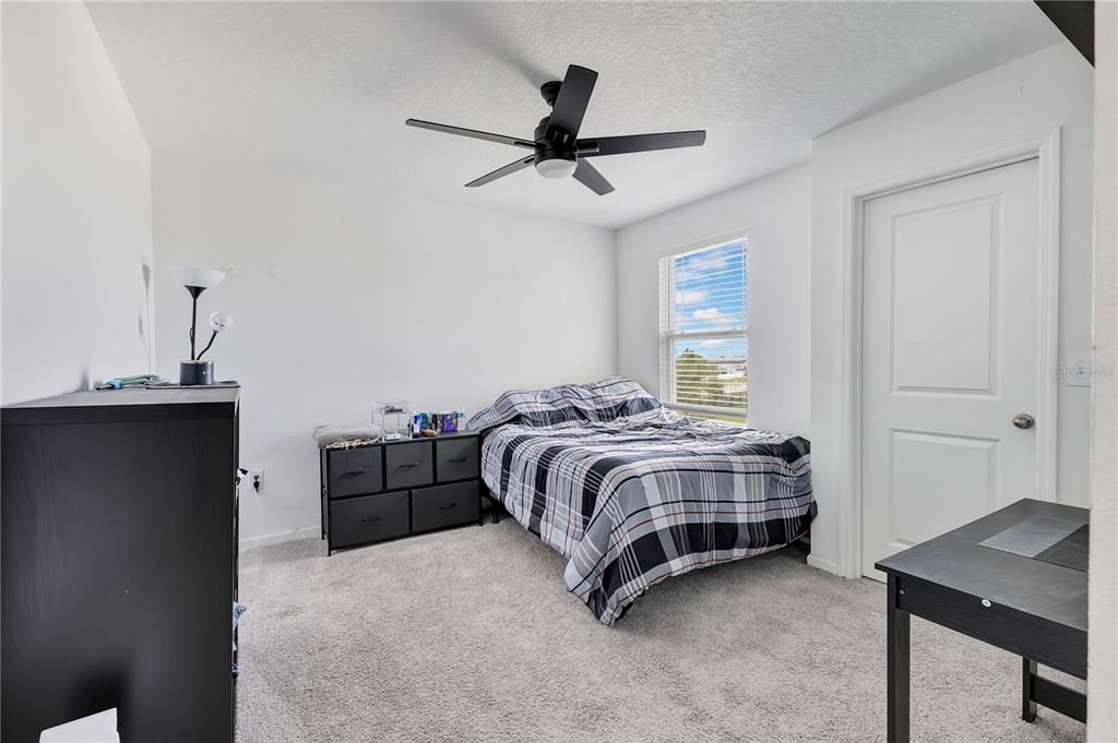 For Sale: $500,000 (4 beds, 2 baths, 2289 Square Feet)