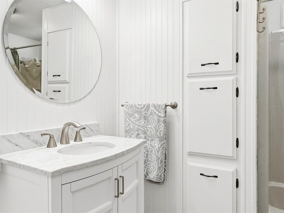 For Sale: $240,000 (2 beds, 2 baths, 1068 Square Feet)