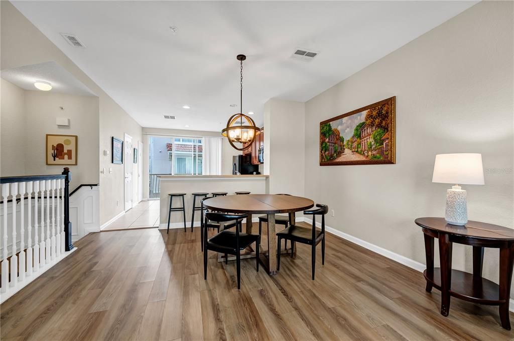 For Sale: $500,000 (3 beds, 3 baths, 1741 Square Feet)
