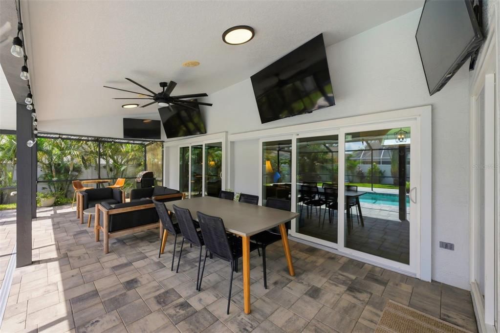 For Sale: $835,000 (4 beds, 3 baths, 2314 Square Feet)
