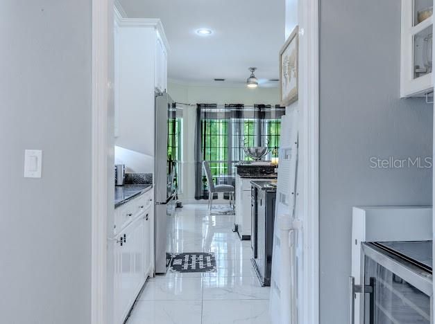 For Sale: $1,250,000 (4 beds, 5 baths, 4587 Square Feet)