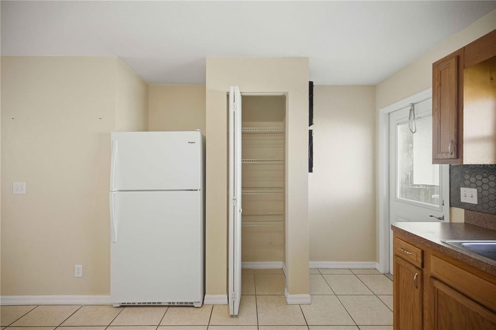 For Sale: $149,900 (2 beds, 2 baths, 1040 Square Feet)