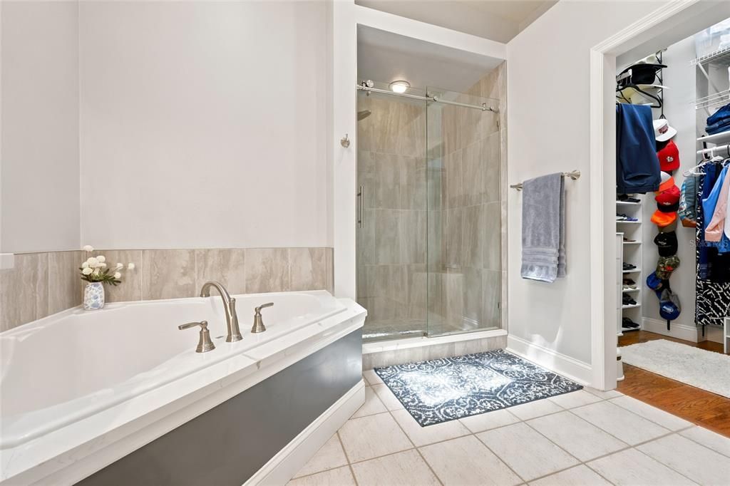 For Sale: $445,000 (3 beds, 2 baths, 1848 Square Feet)