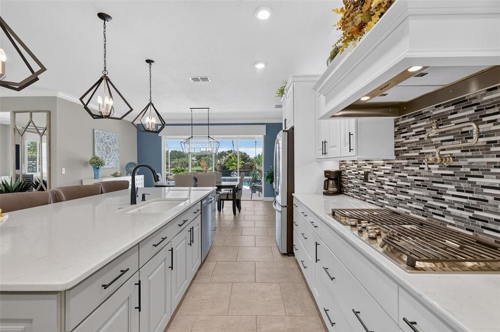 For Sale: $720,000 (3 beds, 3 baths, 2325 Square Feet)