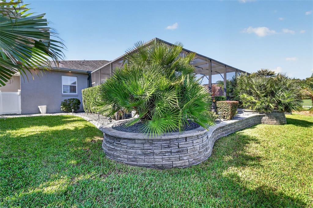 For Sale: $720,000 (3 beds, 3 baths, 2325 Square Feet)