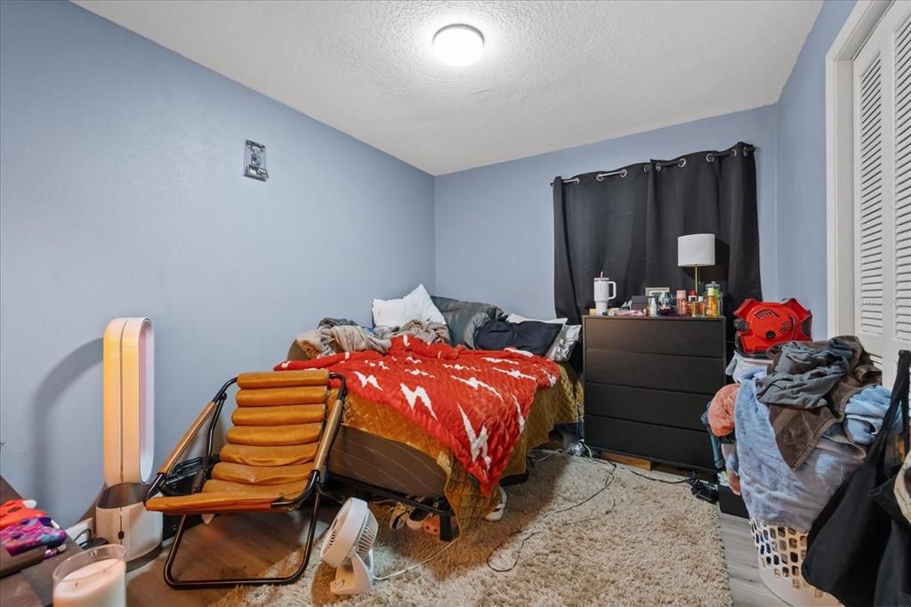 For Sale: $300,000 (4 beds, 2 baths, 1208 Square Feet)