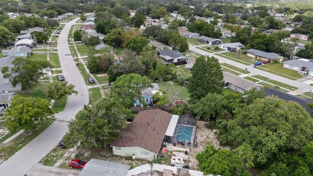 For Sale: $300,000 (4 beds, 2 baths, 1208 Square Feet)