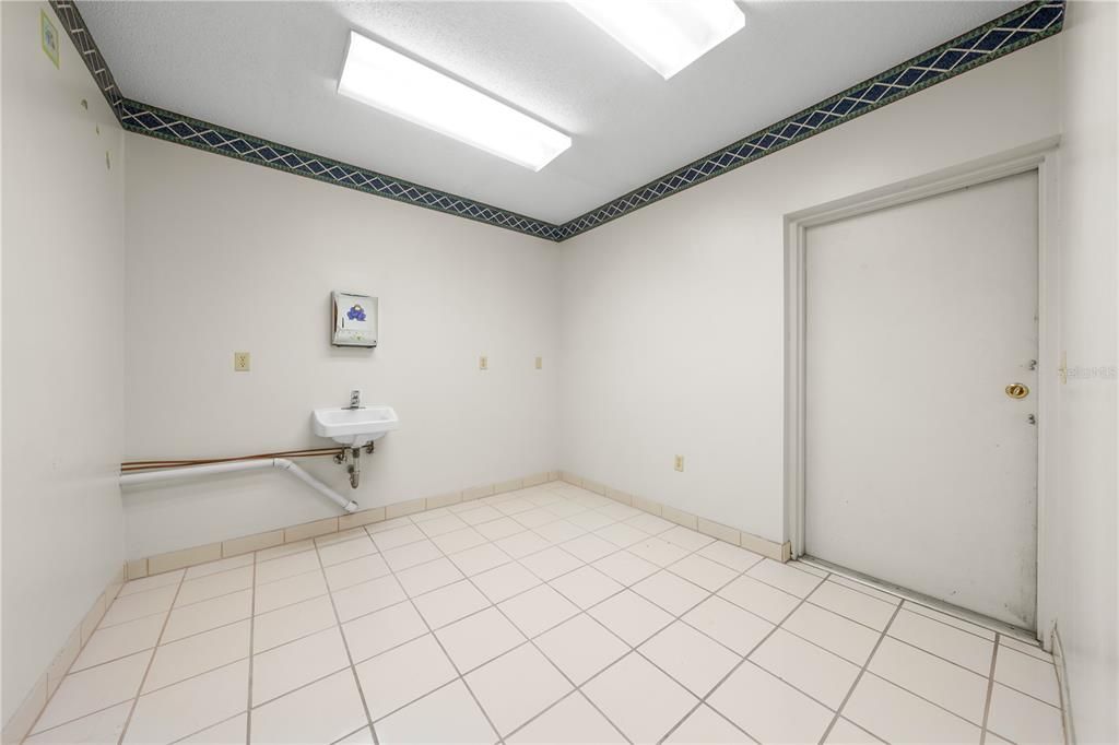 For Sale: $1,500,000 (0 beds, 0 baths, 4551 Square Feet)