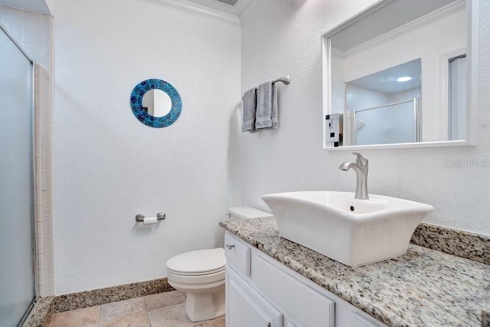 En Venta: $317,500 (2 camas, 2 baños, 1300 Pies cuadrados)