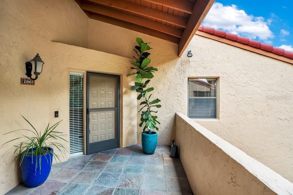 En Venta: $317,500 (2 camas, 2 baños, 1300 Pies cuadrados)