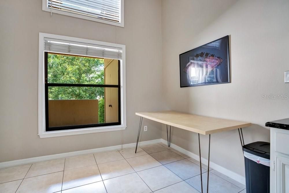 En Venta: $317,500 (2 camas, 2 baños, 1300 Pies cuadrados)