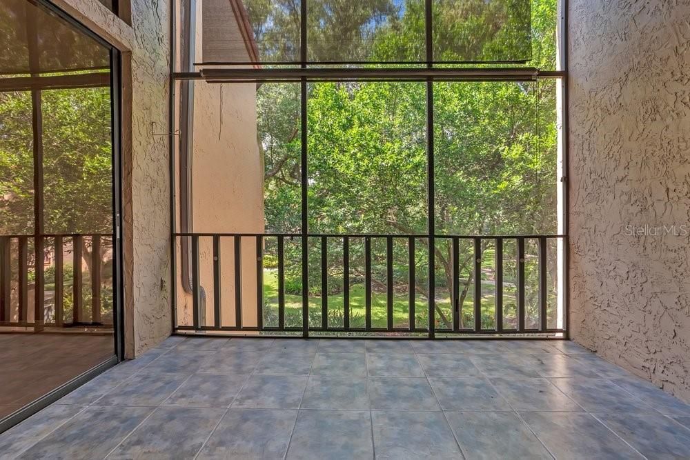 En Venta: $317,500 (2 camas, 2 baños, 1300 Pies cuadrados)