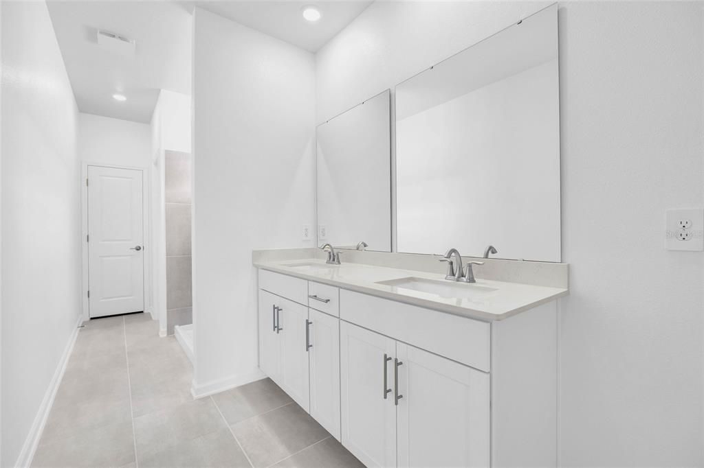 For Rent: $2,795 (3 beds, 2 baths, 2052 Square Feet)