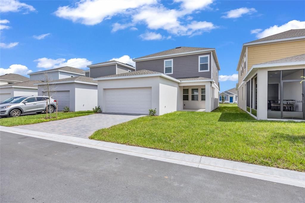 For Rent: $2,795 (3 beds, 2 baths, 2052 Square Feet)