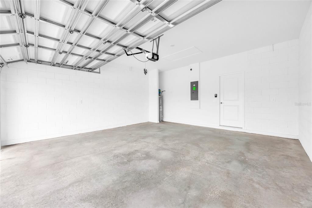 For Rent: $2,795 (3 beds, 2 baths, 2052 Square Feet)