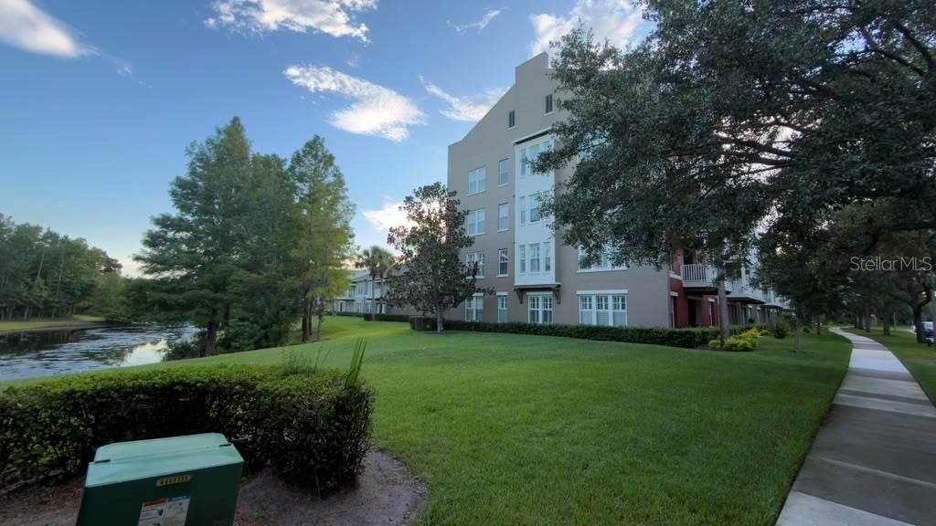 На продажу: $545,900 (4 спален, 2 ванн, 2002 Квадратных фут)