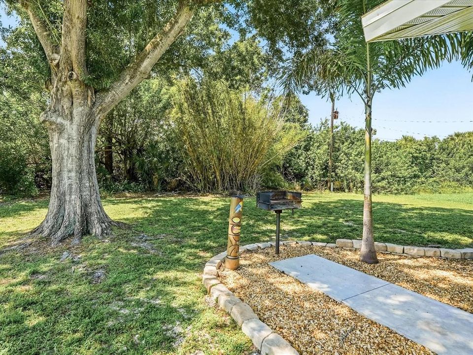 For Sale: $289,900 (3 beds, 2 baths, 1432 Square Feet)