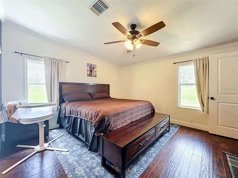 En Venta: $400,000 (3 camas, 2 baños, 1836 Pies cuadrados)