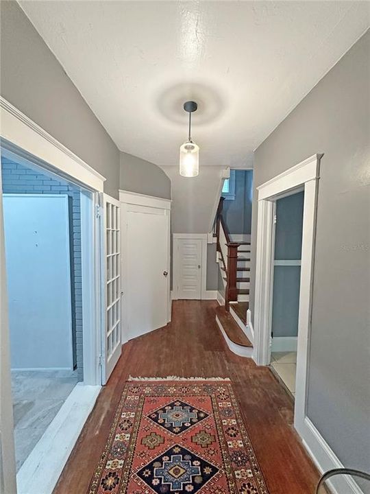 For Rent: $2,000 (4 beds, 2 baths, 1780 Square Feet)