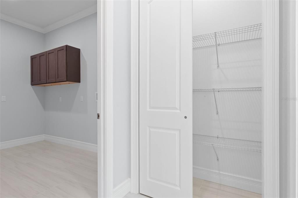For Sale: $459,000 (4 beds, 3 baths, 2330 Square Feet)
