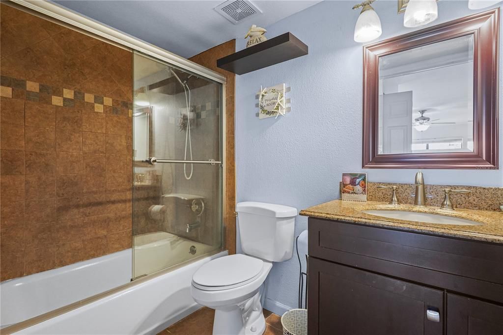 For Rent: $2,400 (2 beds, 2 baths, 1179 Square Feet)