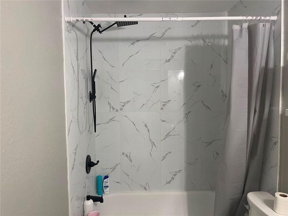 For Sale: $169,900 (2 beds, 2 baths, 1101 Square Feet)