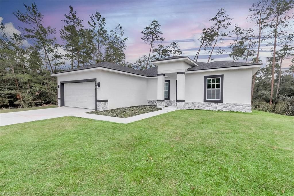 For Rent: $1,900 (4 beds, 2 baths, 1765 Square Feet)