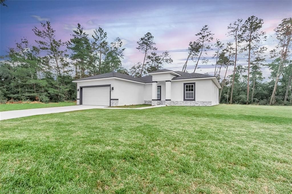 For Rent: $1,900 (4 beds, 2 baths, 1765 Square Feet)