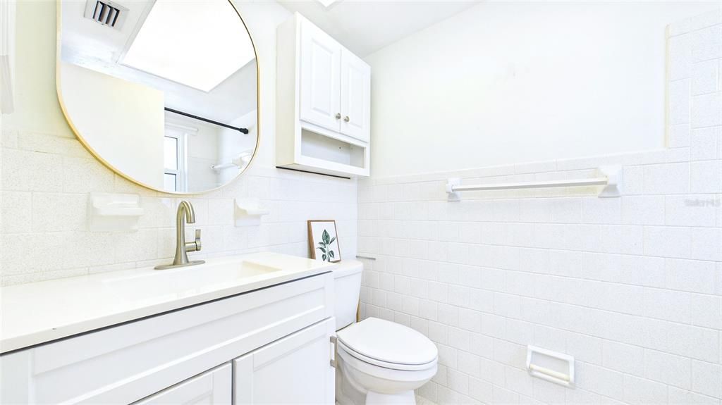 For Rent: $1,750 (0 beds, 1 baths, 545 Square Feet)