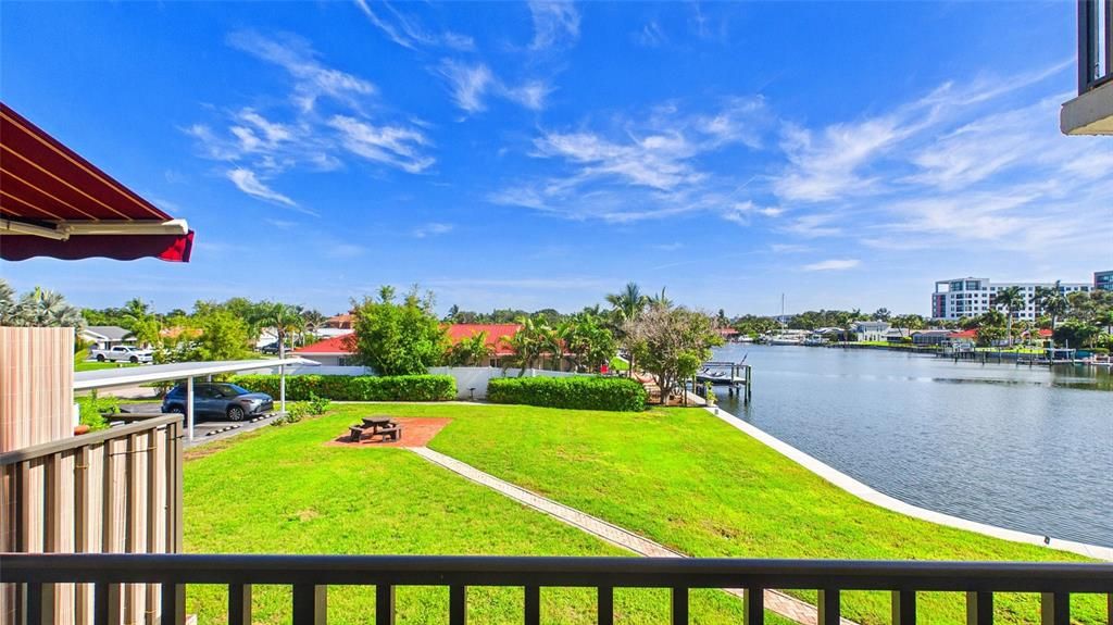 For Rent: $1,750 (0 beds, 1 baths, 545 Square Feet)