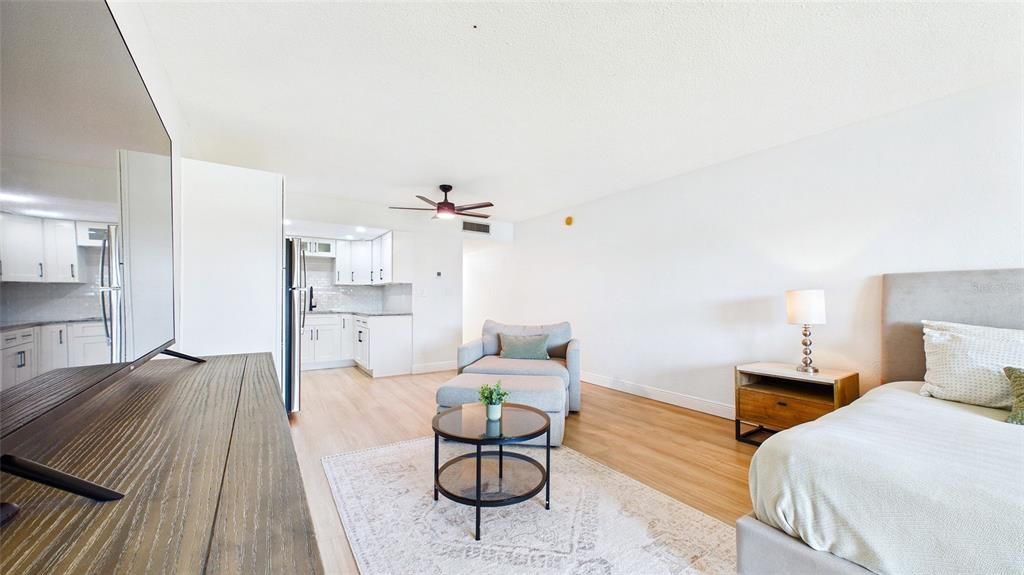 For Rent: $1,750 (0 beds, 1 baths, 545 Square Feet)