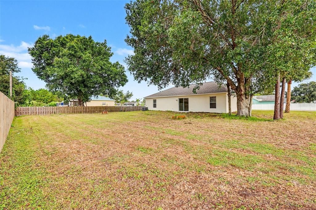 For Sale: $254,900 (3 beds, 2 baths, 1391 Square Feet)