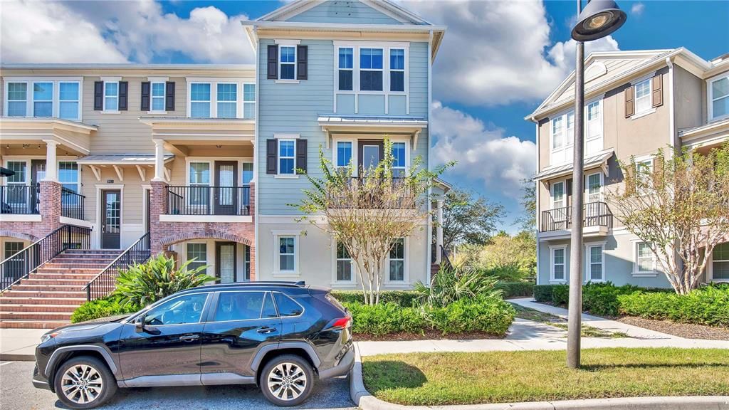 For Rent: $2,900 (3 beds, 3 baths, 2018 Square Feet)