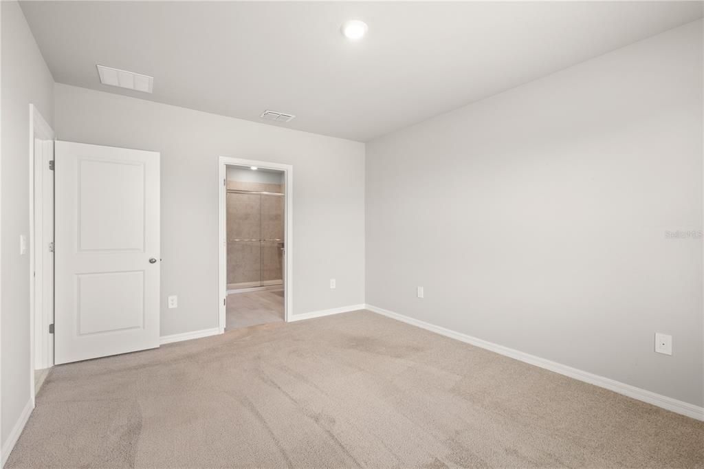 For Sale: $339,000 (4 beds, 2 baths, 1822 Square Feet)