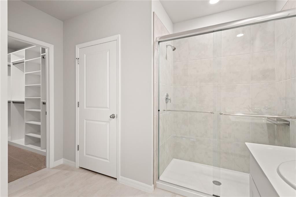 For Sale: $339,000 (4 beds, 2 baths, 1822 Square Feet)