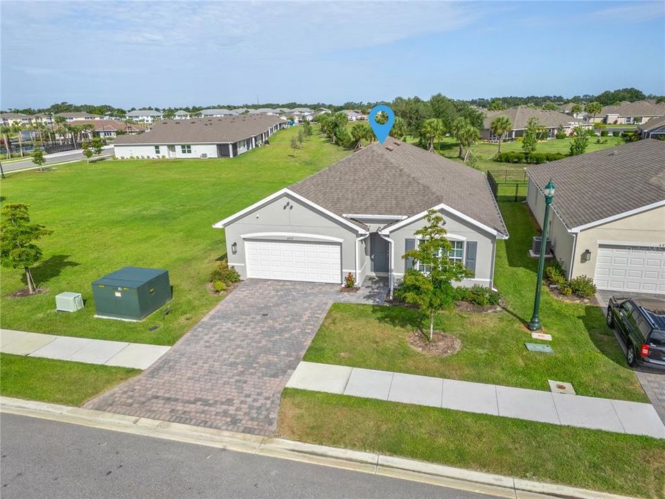 For Sale: $339,000 (4 beds, 2 baths, 1822 Square Feet)