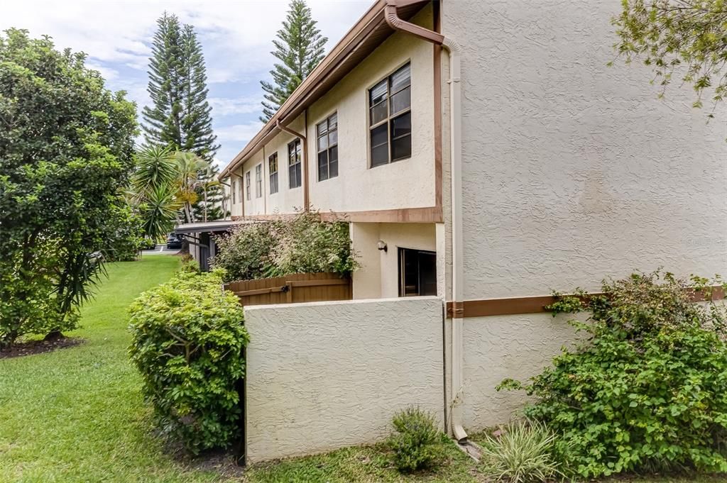 В аренду: $2,500 (3 спален, 2 ванн, 1335 Квадратных фут)