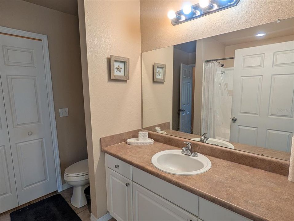 В аренду: $1,850 (2 спален, 2 ванн, 1141 Квадратных фут)