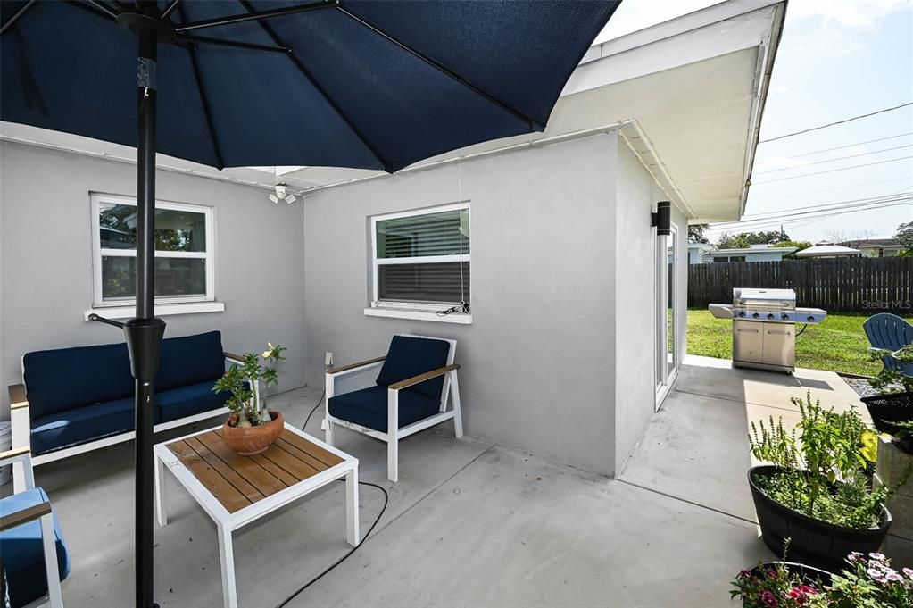 Active With Contract: $369,500 (2 beds, 2 baths, 1245 Square Feet)