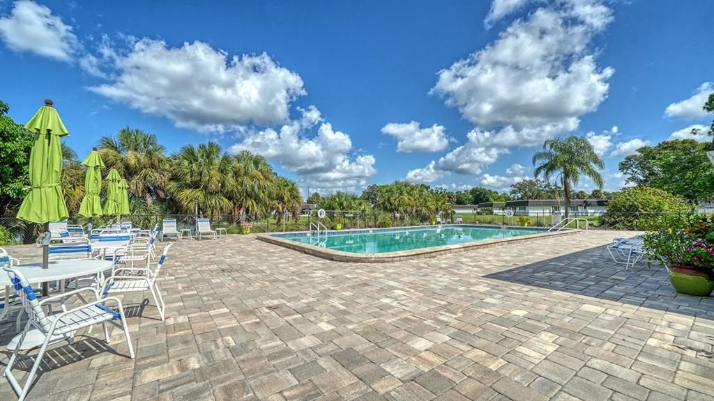 For Sale: $169,000 (2 beds, 2 baths, 1332 Square Feet)