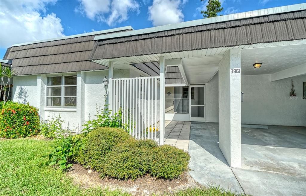 For Sale: $169,000 (2 beds, 2 baths, 1332 Square Feet)