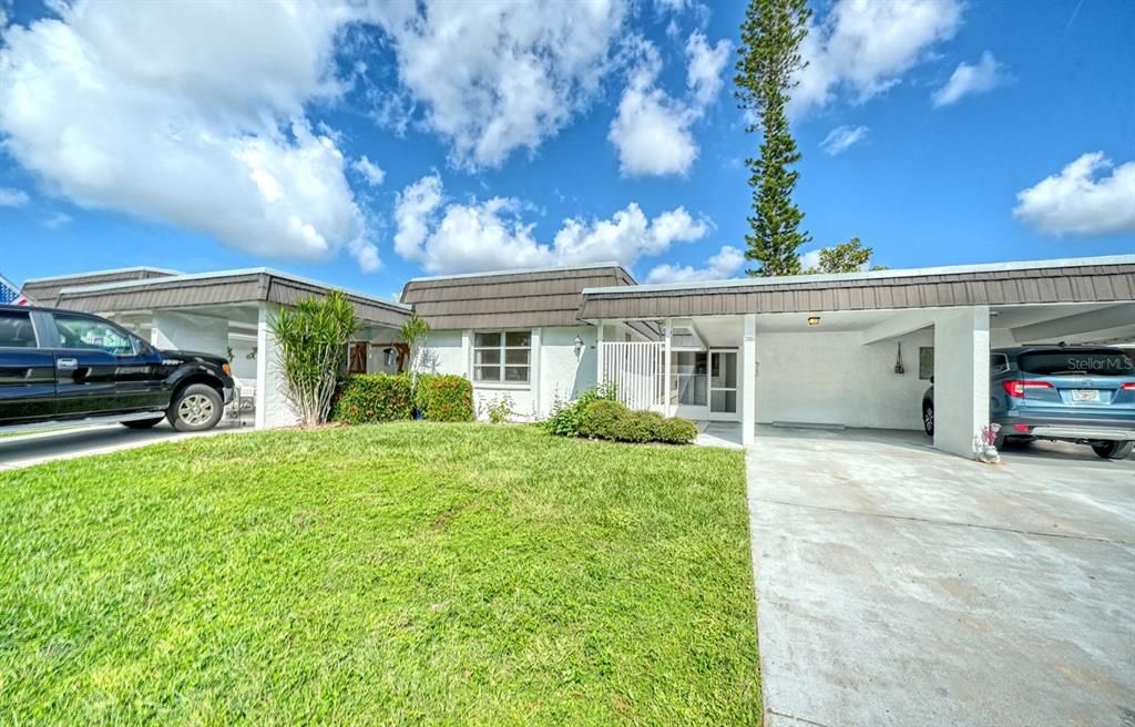 For Sale: $169,000 (2 beds, 2 baths, 1332 Square Feet)