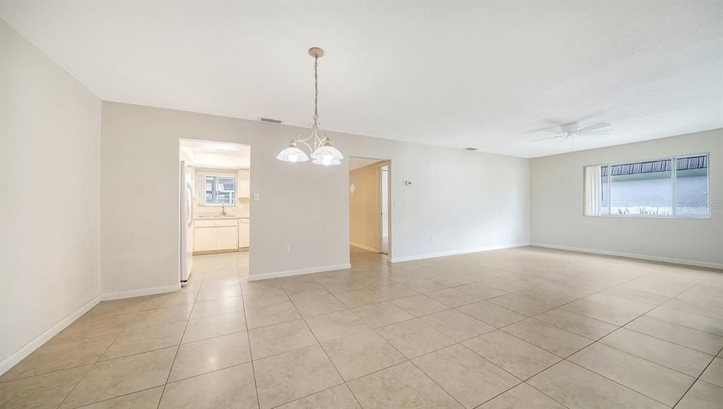 For Sale: $169,000 (2 beds, 2 baths, 1332 Square Feet)