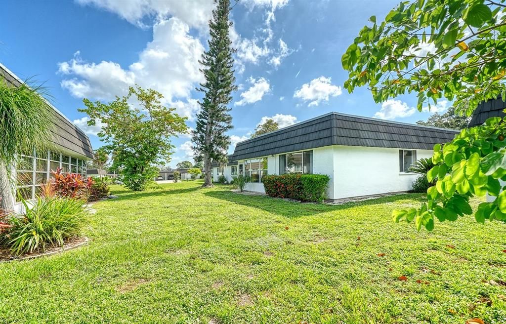 For Sale: $169,000 (2 beds, 2 baths, 1332 Square Feet)