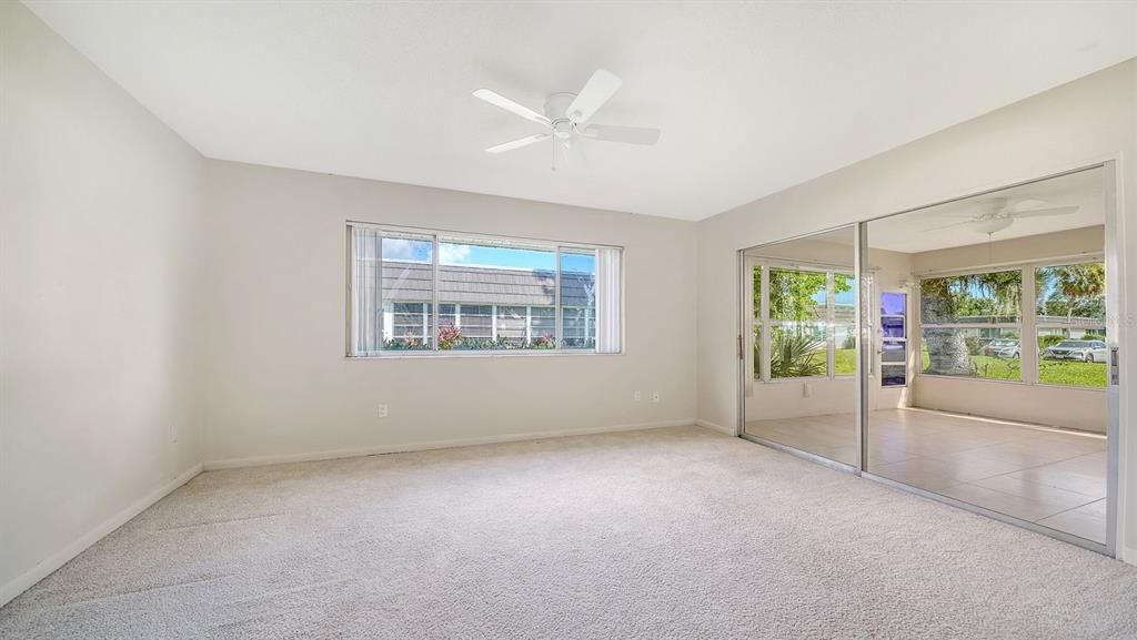 For Sale: $169,000 (2 beds, 2 baths, 1332 Square Feet)